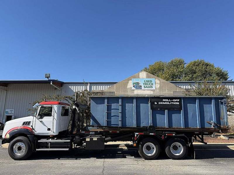 2009 Mack Granite at 7E Sales — photo 1