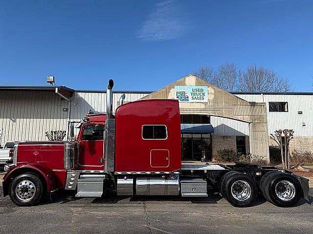 2023 Peterbilt 389 at 7E Sales — photo 1