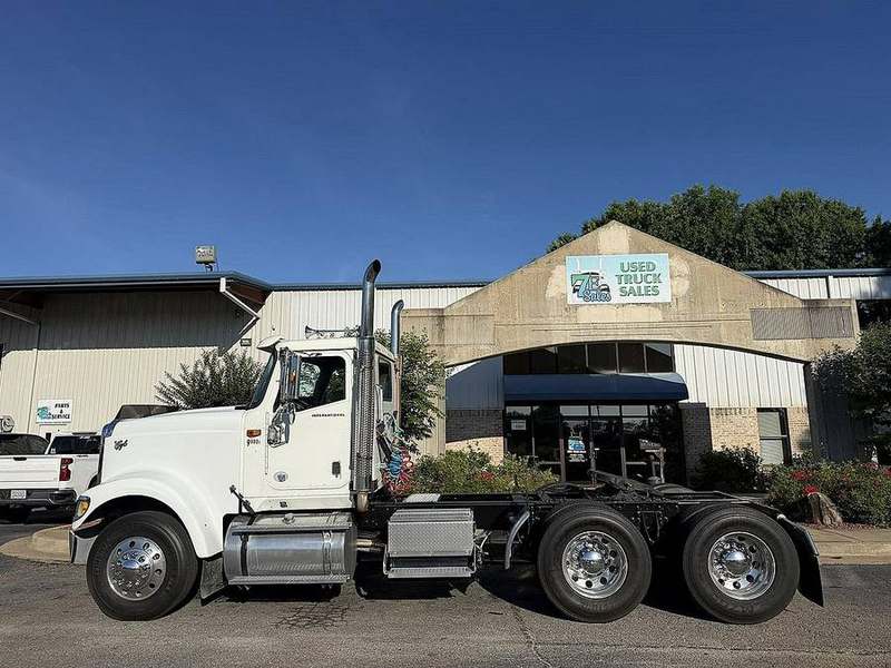 2011 International 9900 at 7E Sales — photo 1
