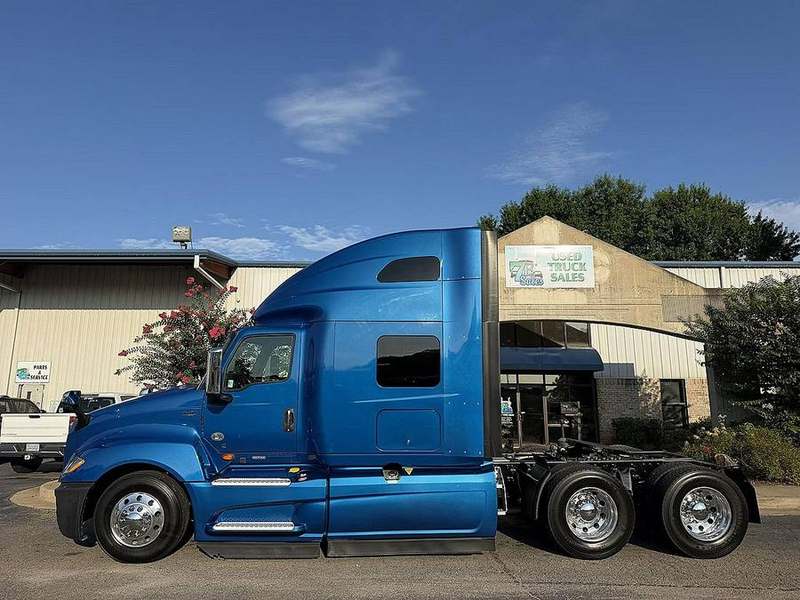 2022 International LT at 7E Sales — photo 1