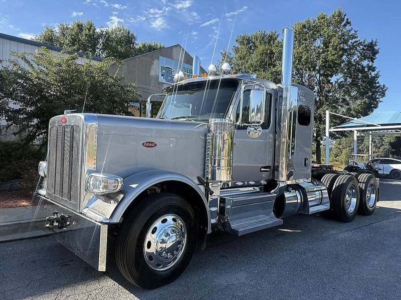 2026 Peterbilt 589 at 7E Sales — photo 1
